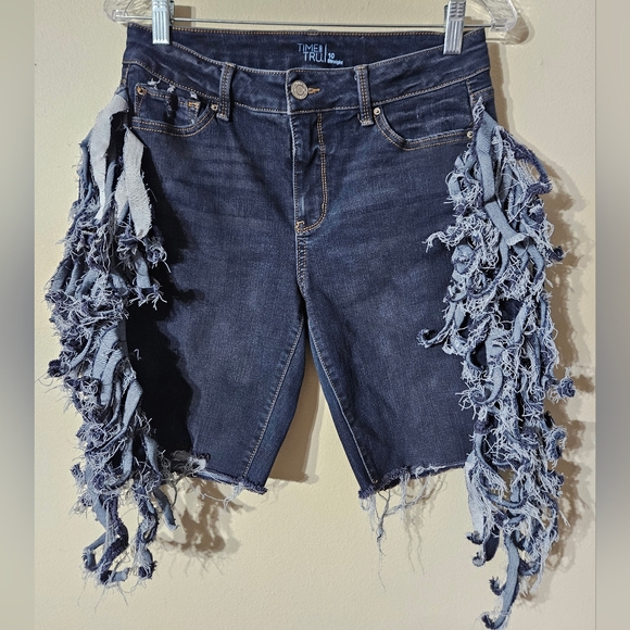Time and Tru Pants - Time And Tru Frilly Denim Shorts Size 10